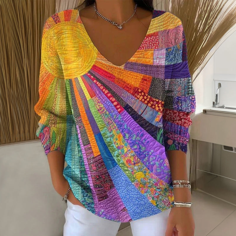 Patricia | Camiseta vintage multicolor con cuello en V