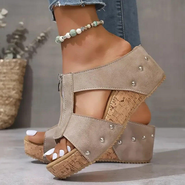 Henriette | Sandalias con cuña y detalle de cremallera