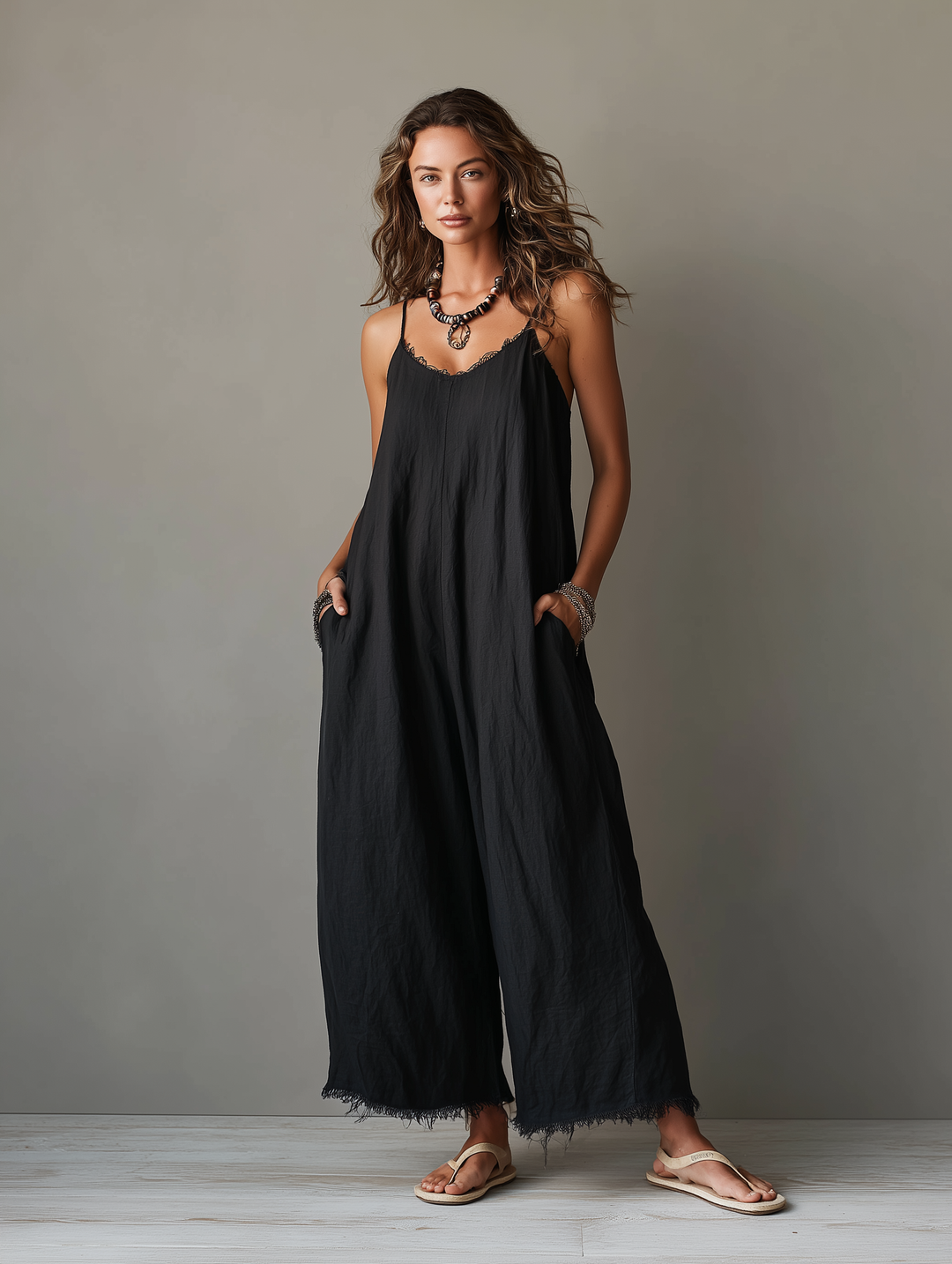 Lucía | Mono minimalista de lino para mujer