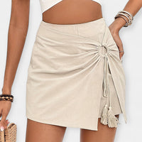 Pantalones cortos de tiro alto con falda