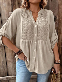 Claudia | Blusa con escote en V y botones
