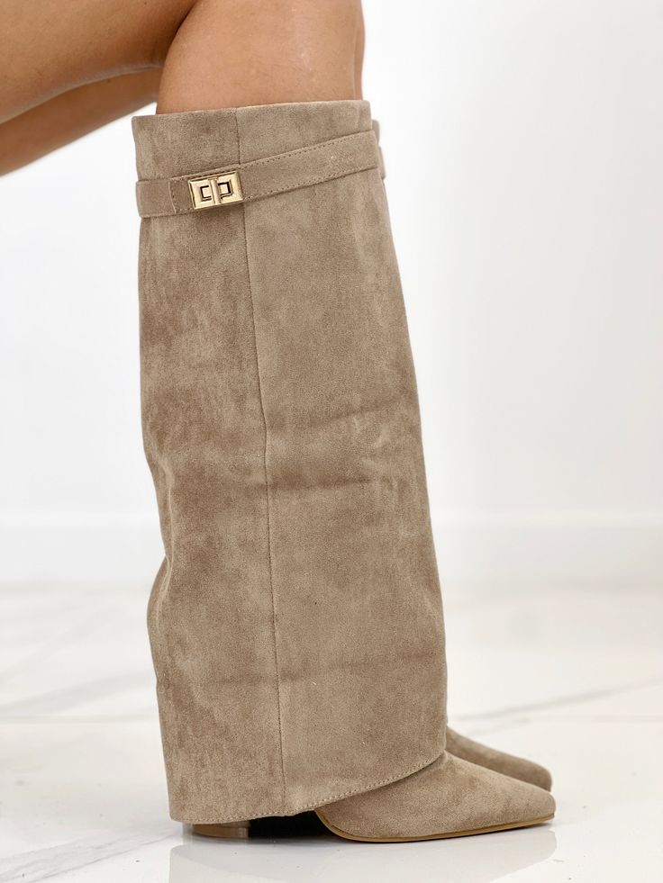 Gervasia | Botas Altas de Mujer de Piel con Hebilla