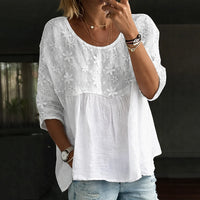 Blusa Patchwork con Flores Bordadas – Diseño Bohemio con Bordado Detallado