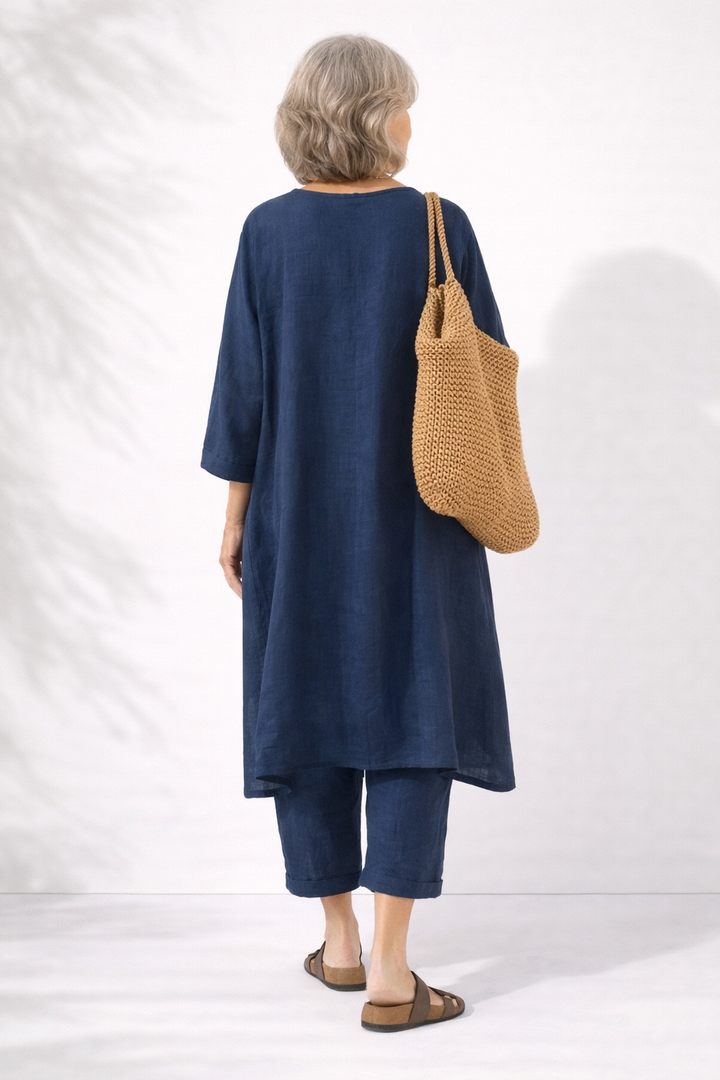 Adriena | Conjunto Elegante de Dos Piezas con Escote en V