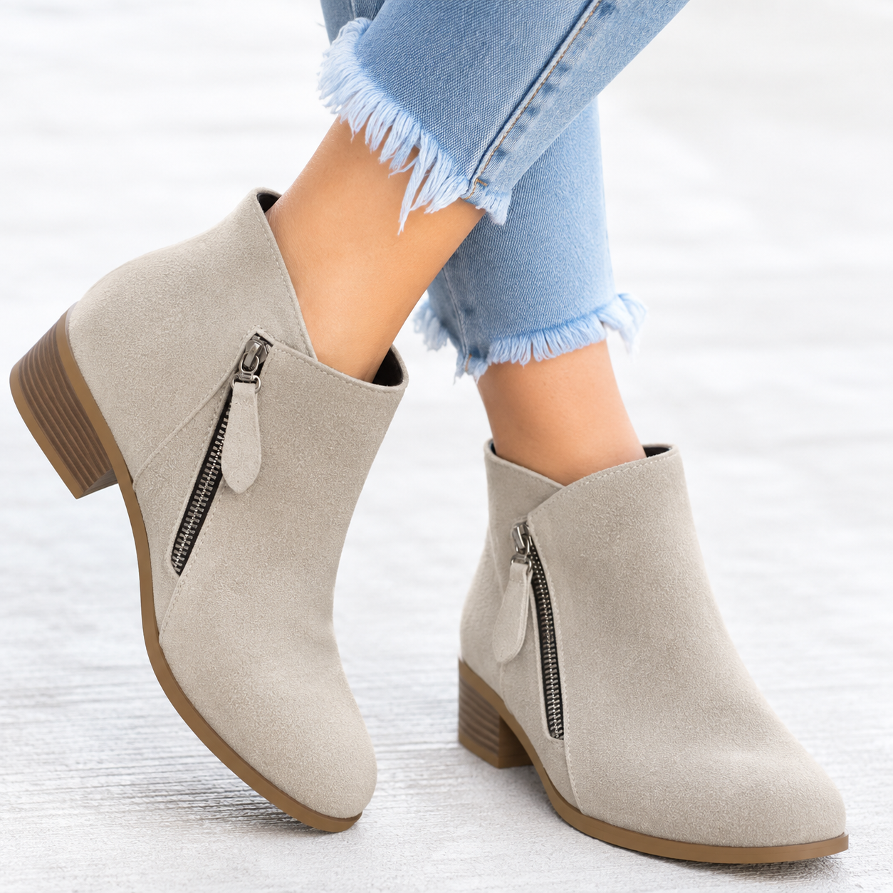 Beige / 43