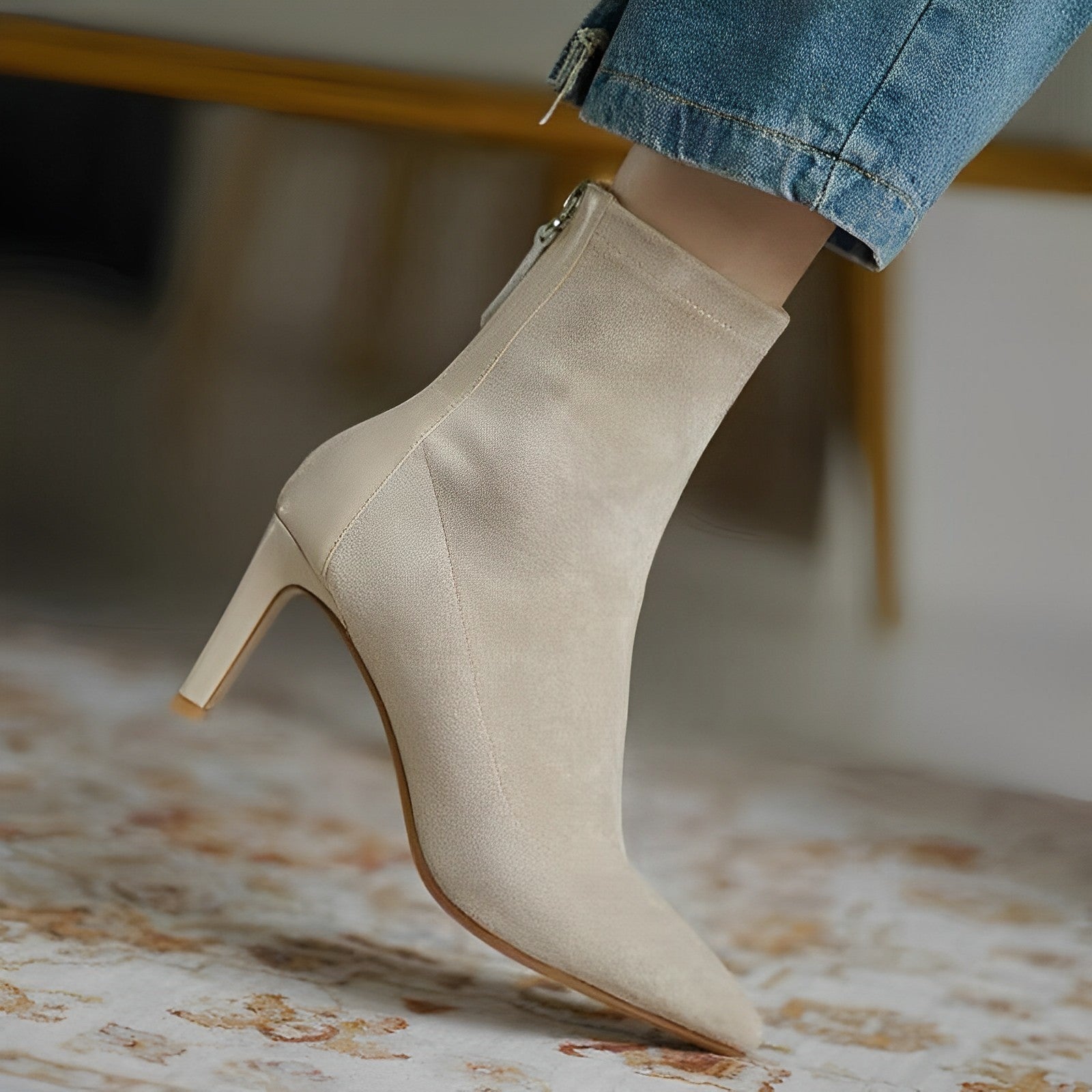 Beige / 39