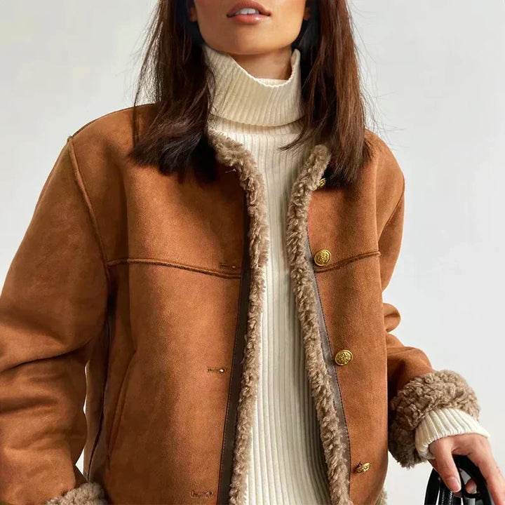Remedios | Chaqueta de Mujer de Borrego Sintético con Botones