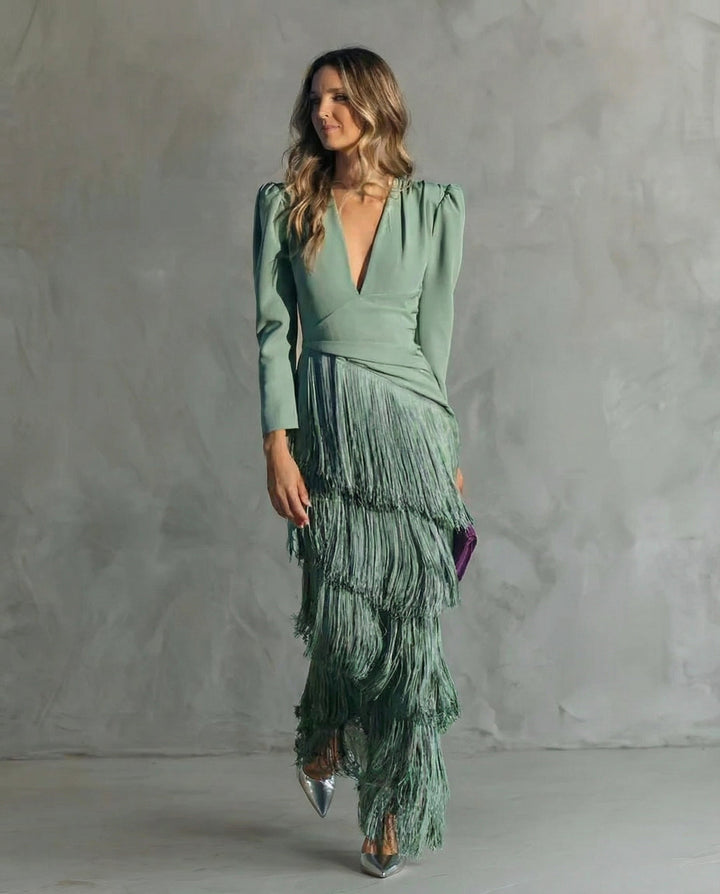 Clara™ | Elegante vestido midi con mangas con flecos