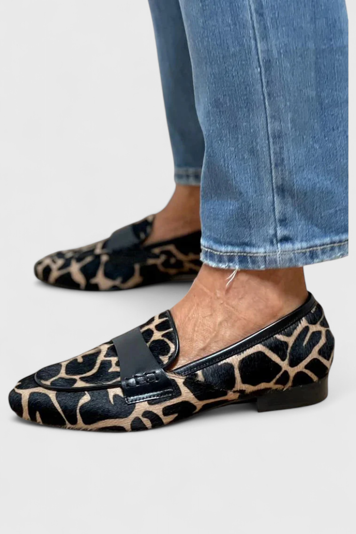 Annelore | Mocasines de Cuero con Tacón Bajo y Diseño Exclusivo