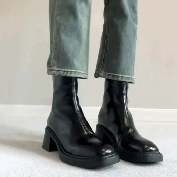 Lucila | Botines Elegantes de Punta Cuadrada y Tacón Ancho - 9