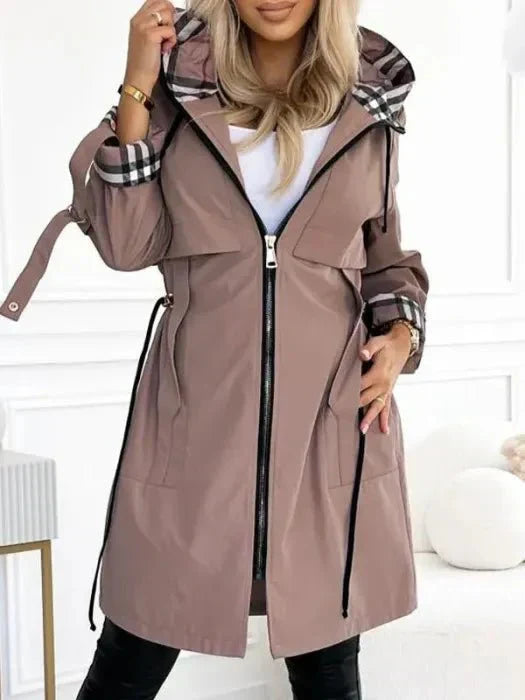 Casandra | Abrigo Impermeable y Cortavientos Sofisticado